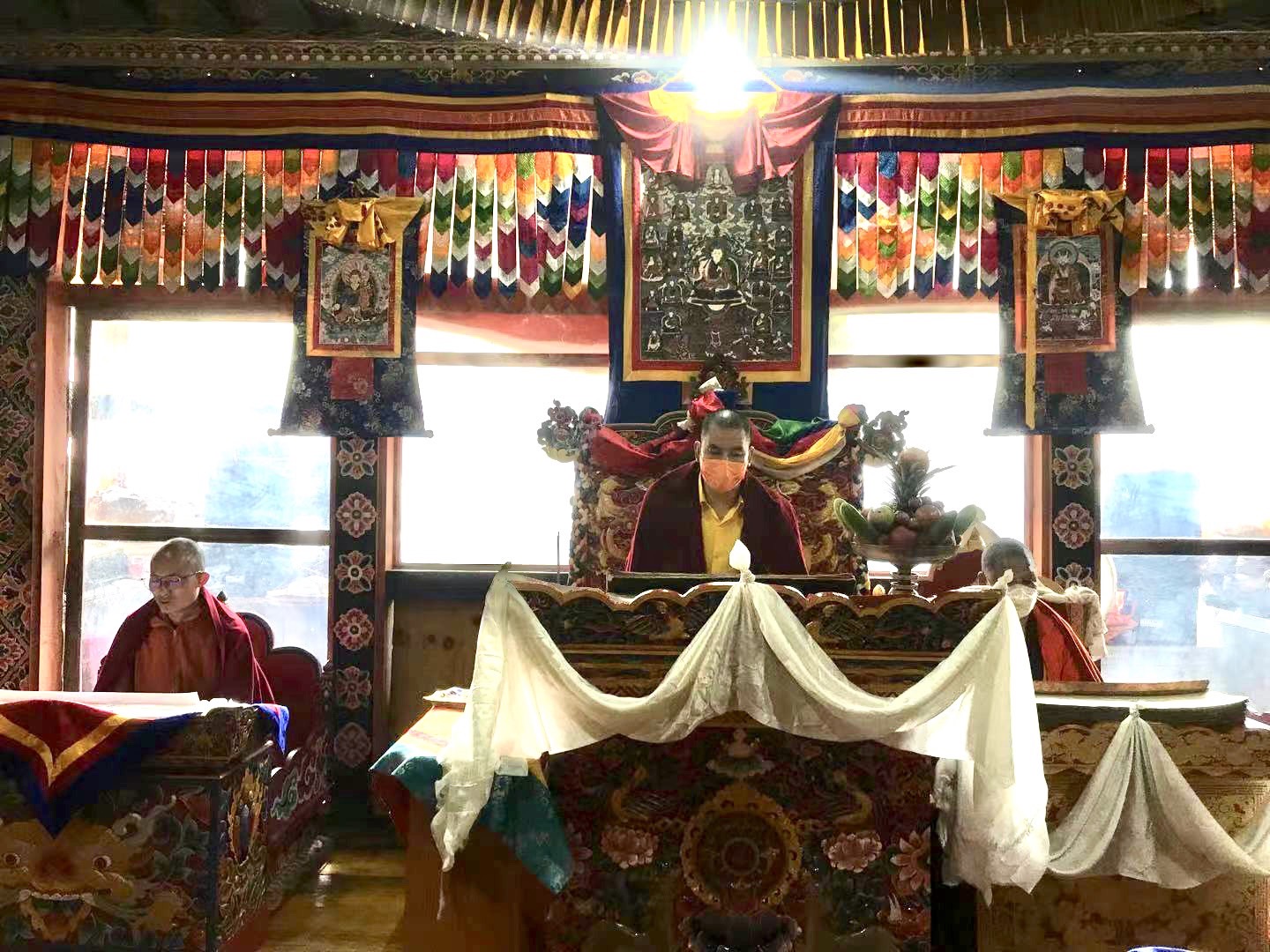 布薩旺度寺廟大藏經誦讀（第一天）