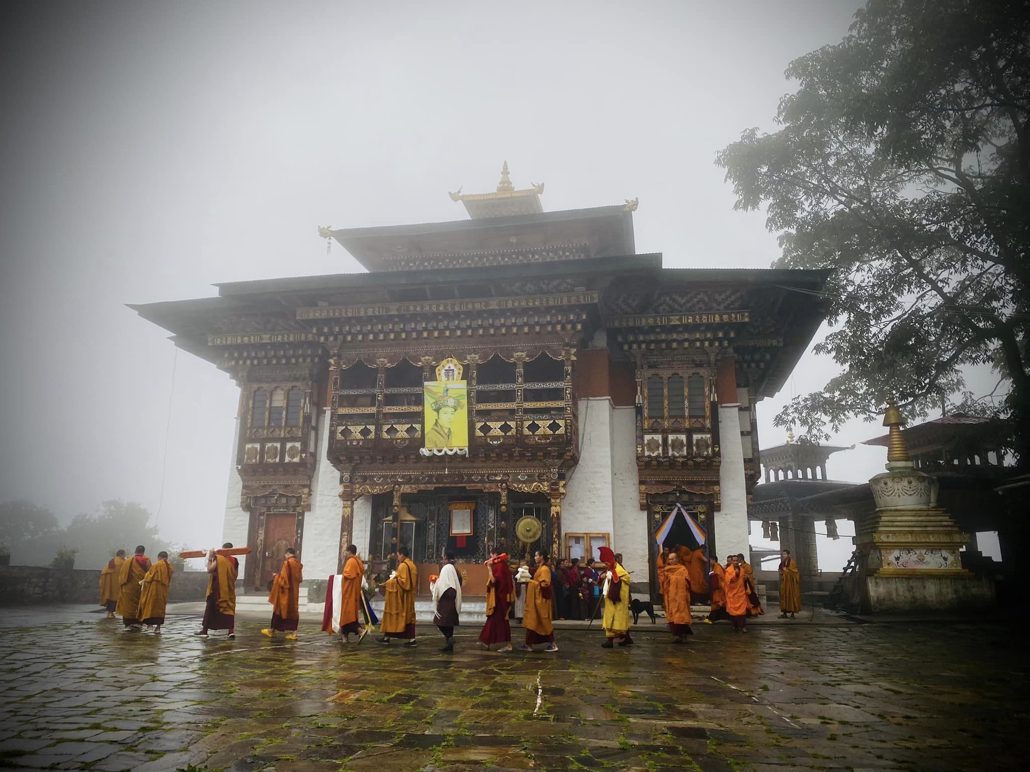 布薩旺度寺廟結夏安居圓滿出關